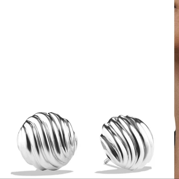 Davis Yurman Sculpted Cable earrings 14mm - Picture 2 of 3